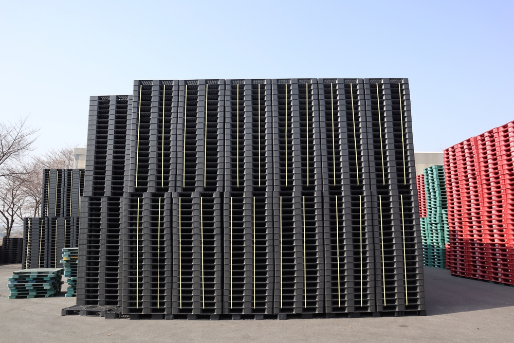 Plastic Pallet Manufacturers