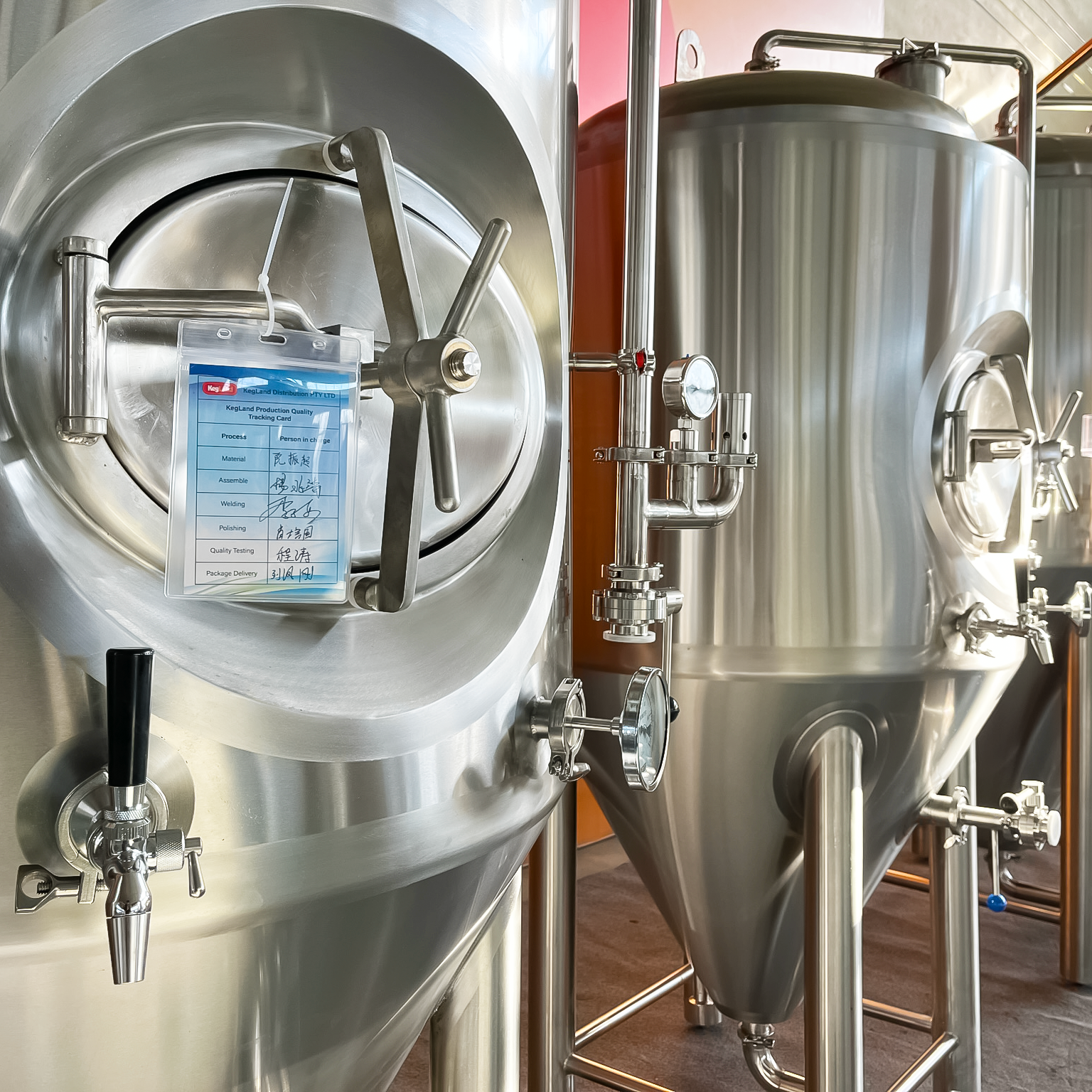 Illustrative example of beer fermentation tank from Google Search