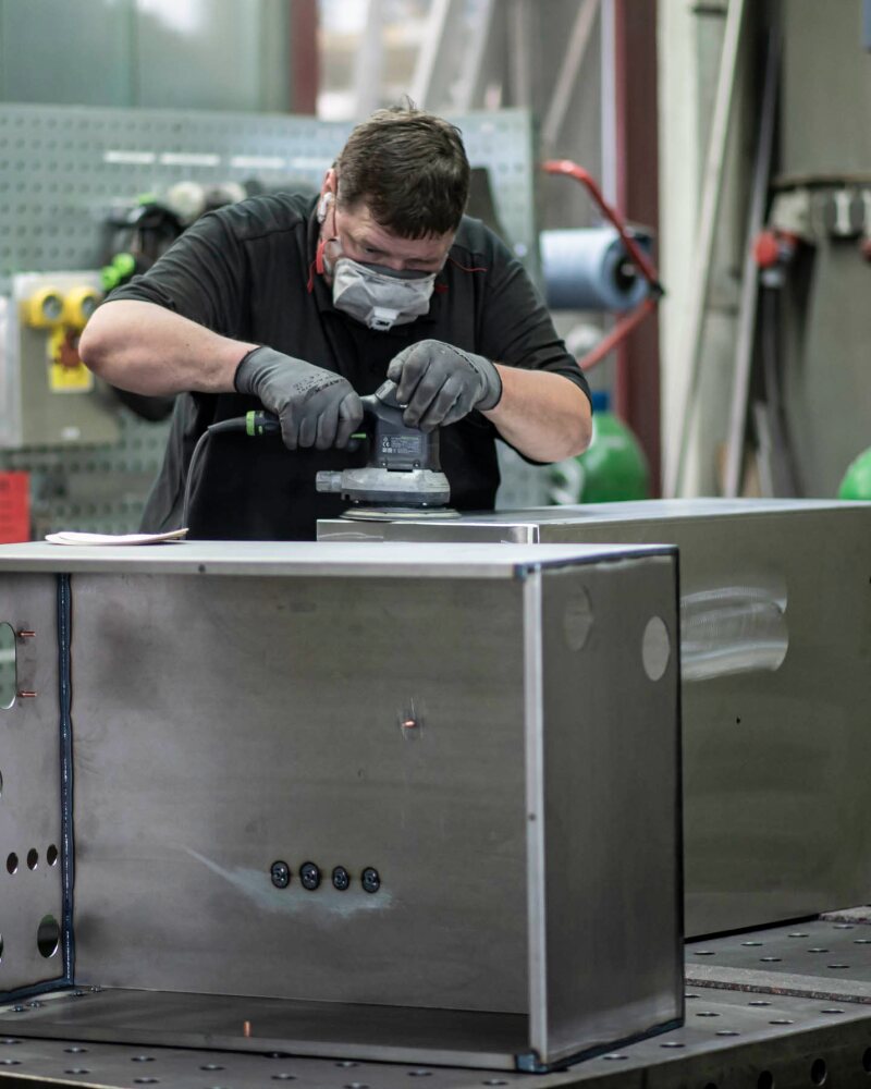 Edelstahl schweißen (Gestelle, Wannen)