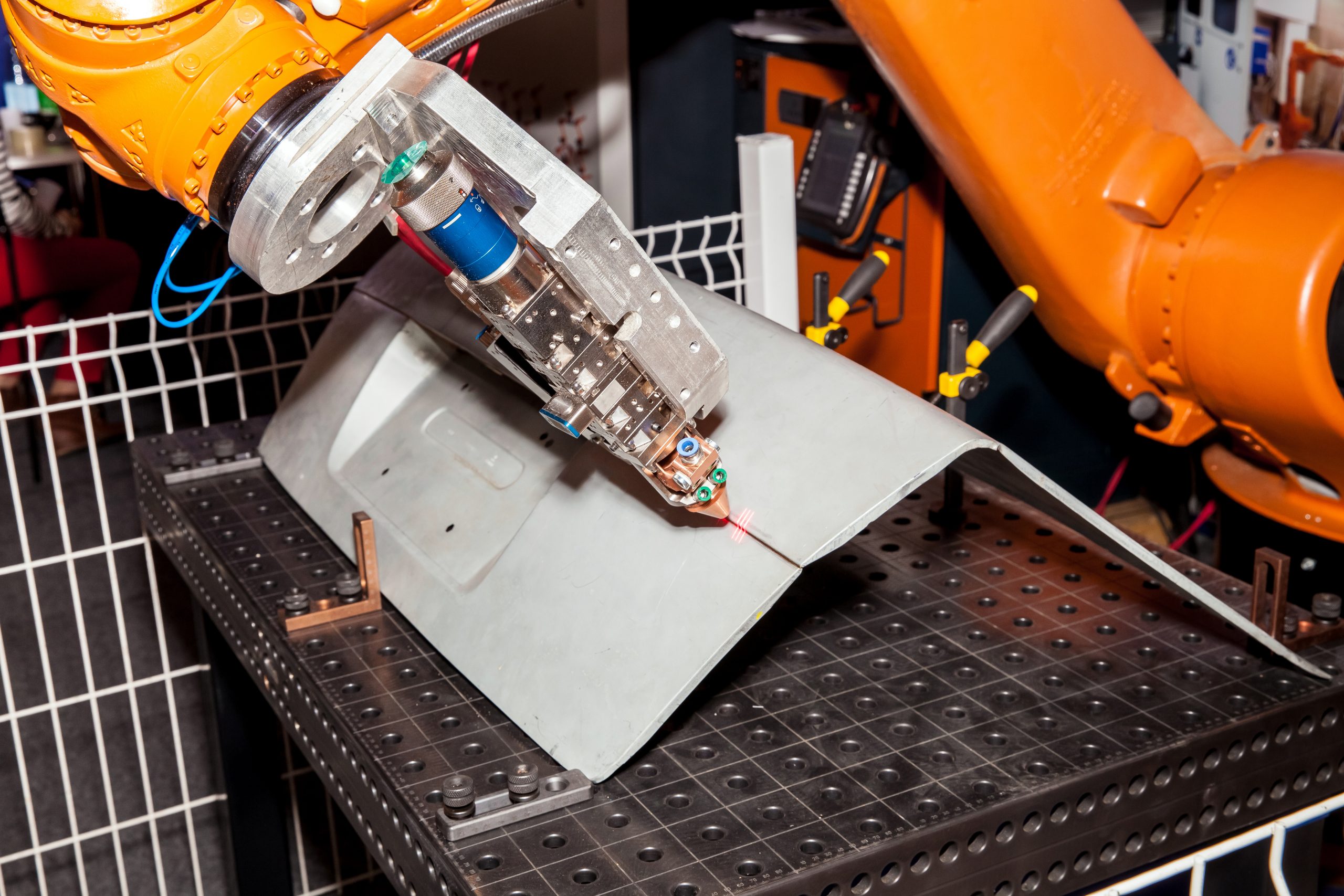 Electron Beam Welding Vs. Laser Beam Welding