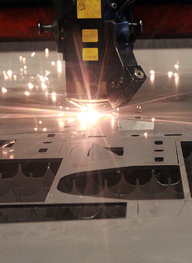 Metallin laserleikkaus, metallituotteiden valmistus, lasermerkkaus