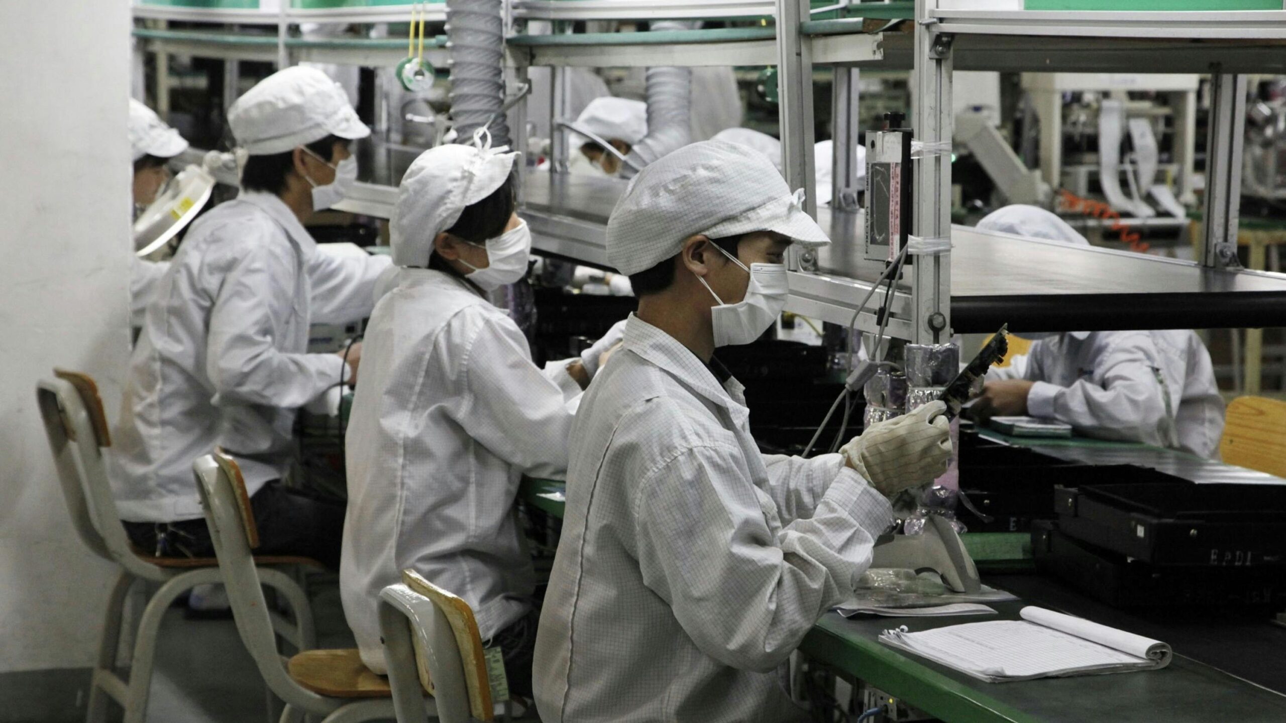 apple factory china conditions
