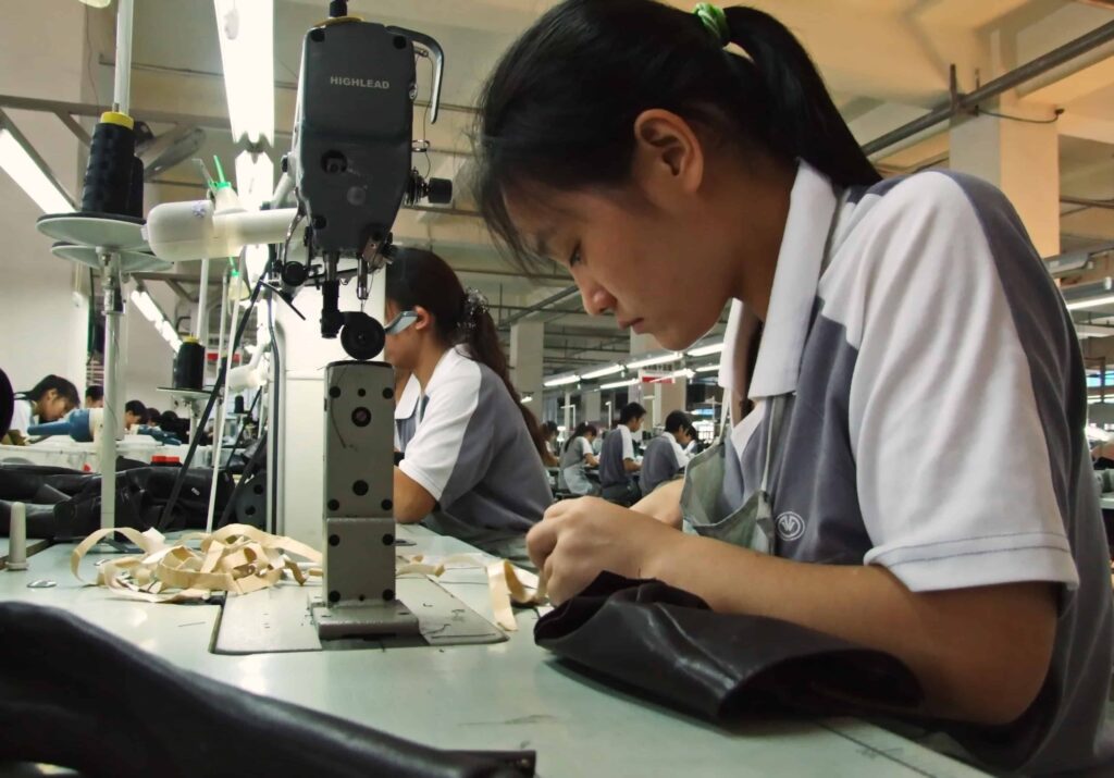 are hoka shoes manufactured in china China Factory