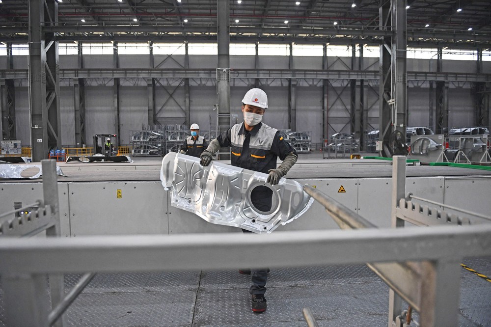 are manufacturers leaving china