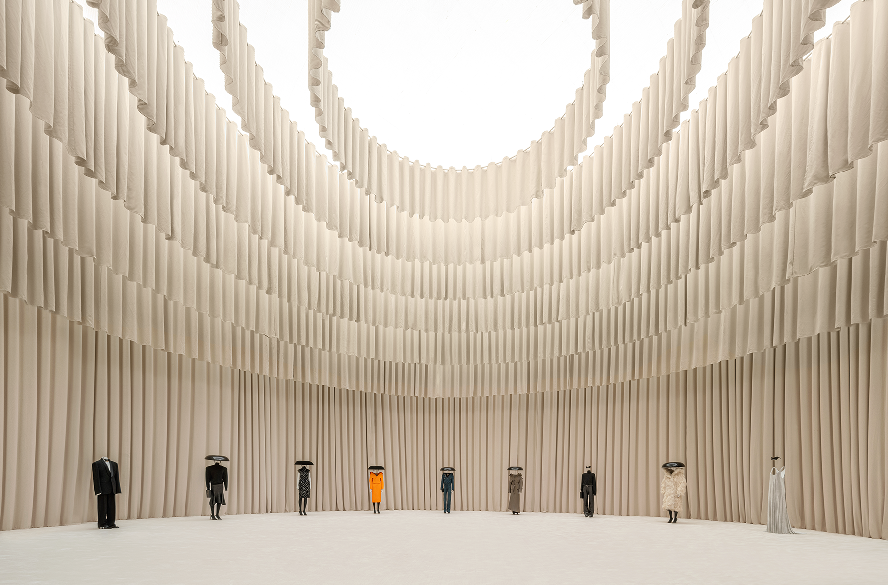 balenciaga china factory