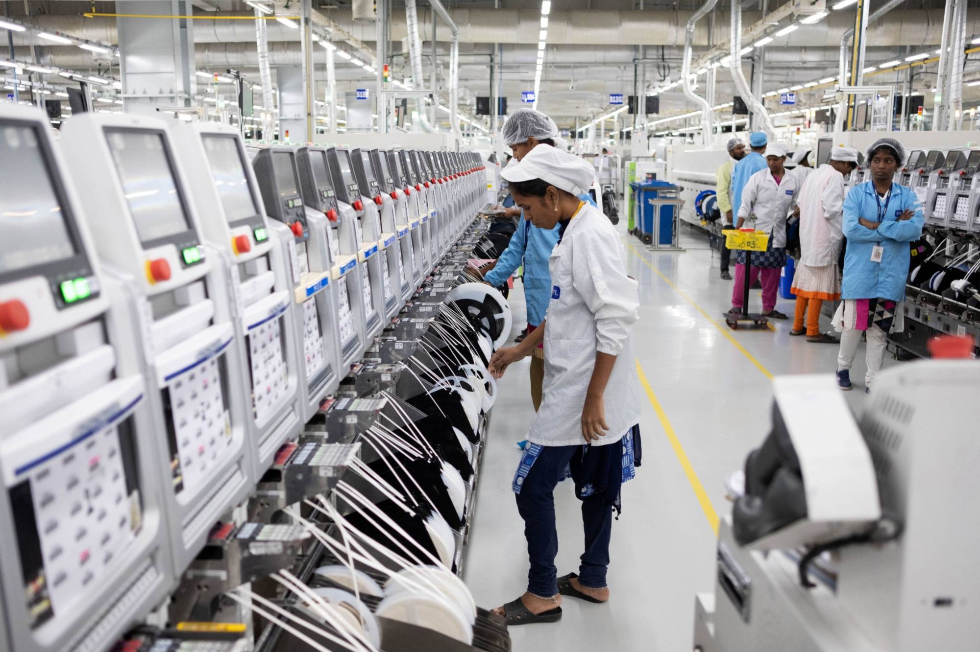 cell phones not manufactured in china