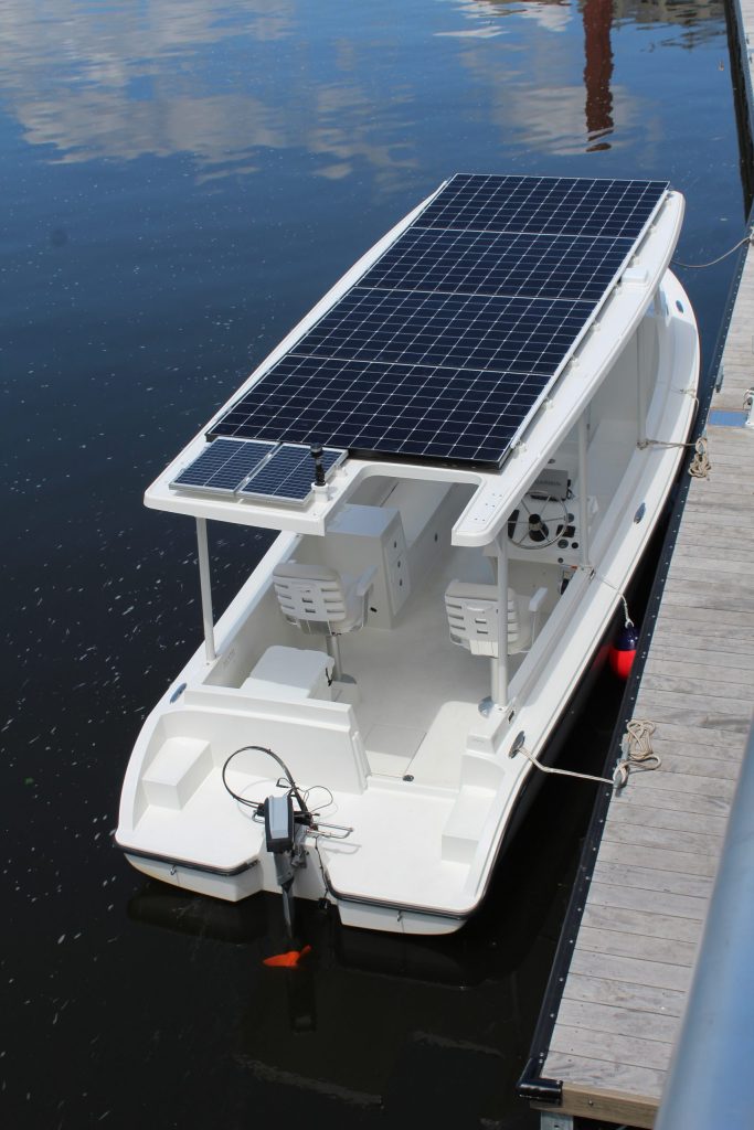 100% Solar Boats