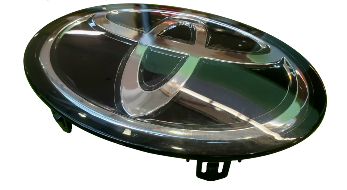 2022 Toyota Camry Emblem