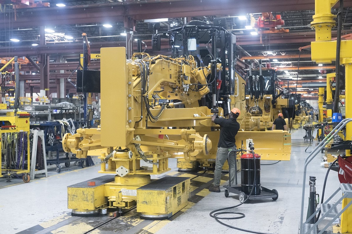 5Ek Caterpillar industry insight