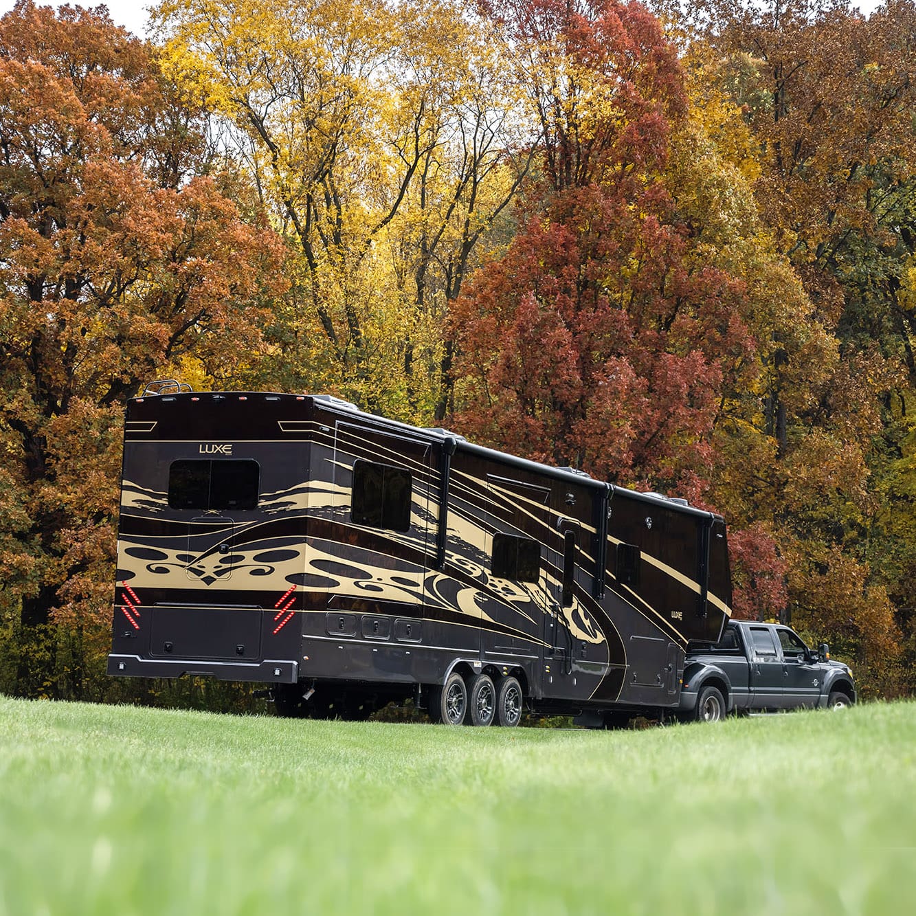 A True Four-Season Luxury Fifth Wheel