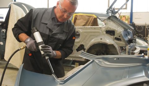 Adhesive For Auto Body Panels industry insight