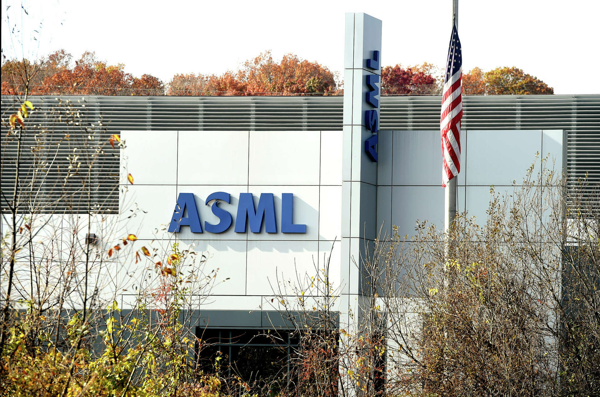 ASML