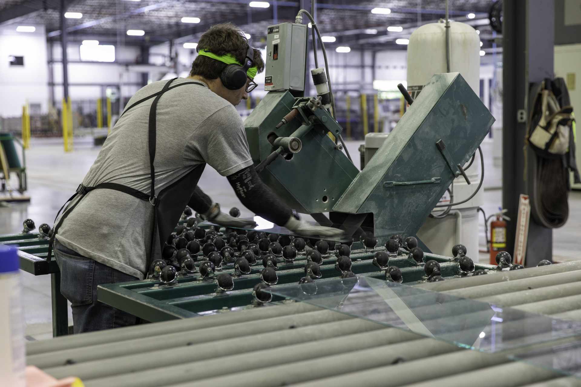 Automotive Glass Distributors industry insight