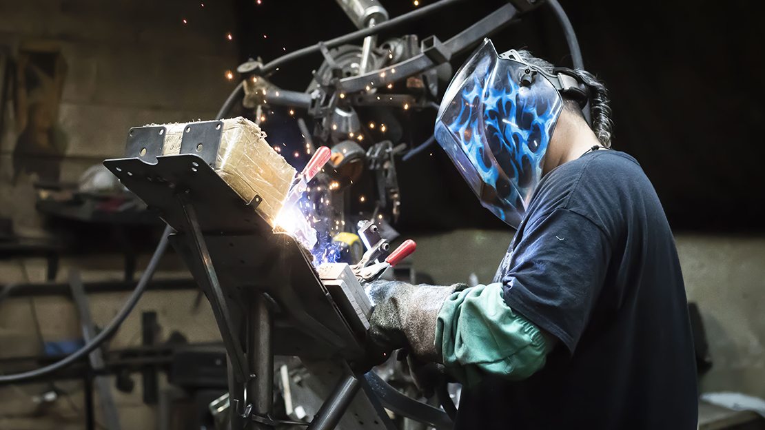 Blue Metal Industrial Counter Stool industry insight