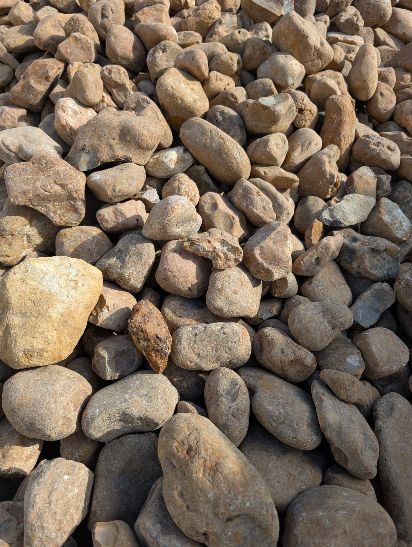 Bulk & Wholesale River Rock