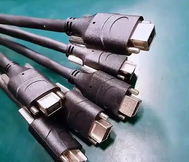 Cable 1394 Firewire industry insight
