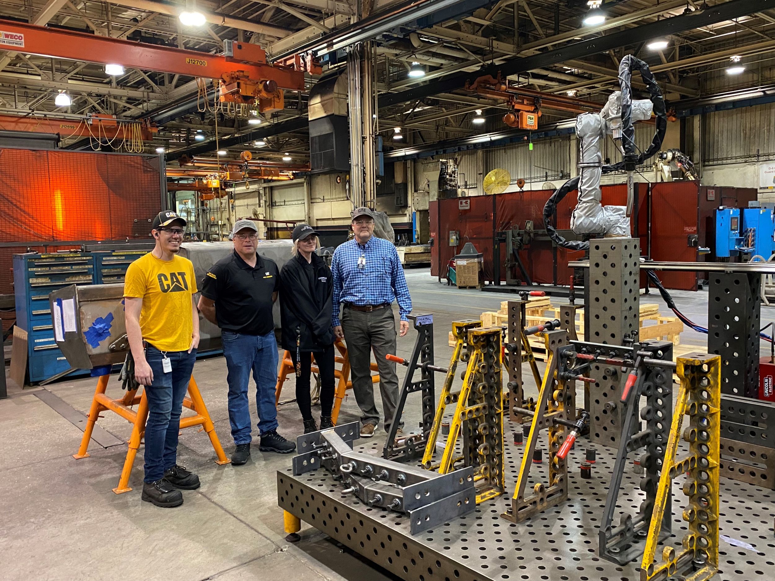 Caterpillar 326 industry insight