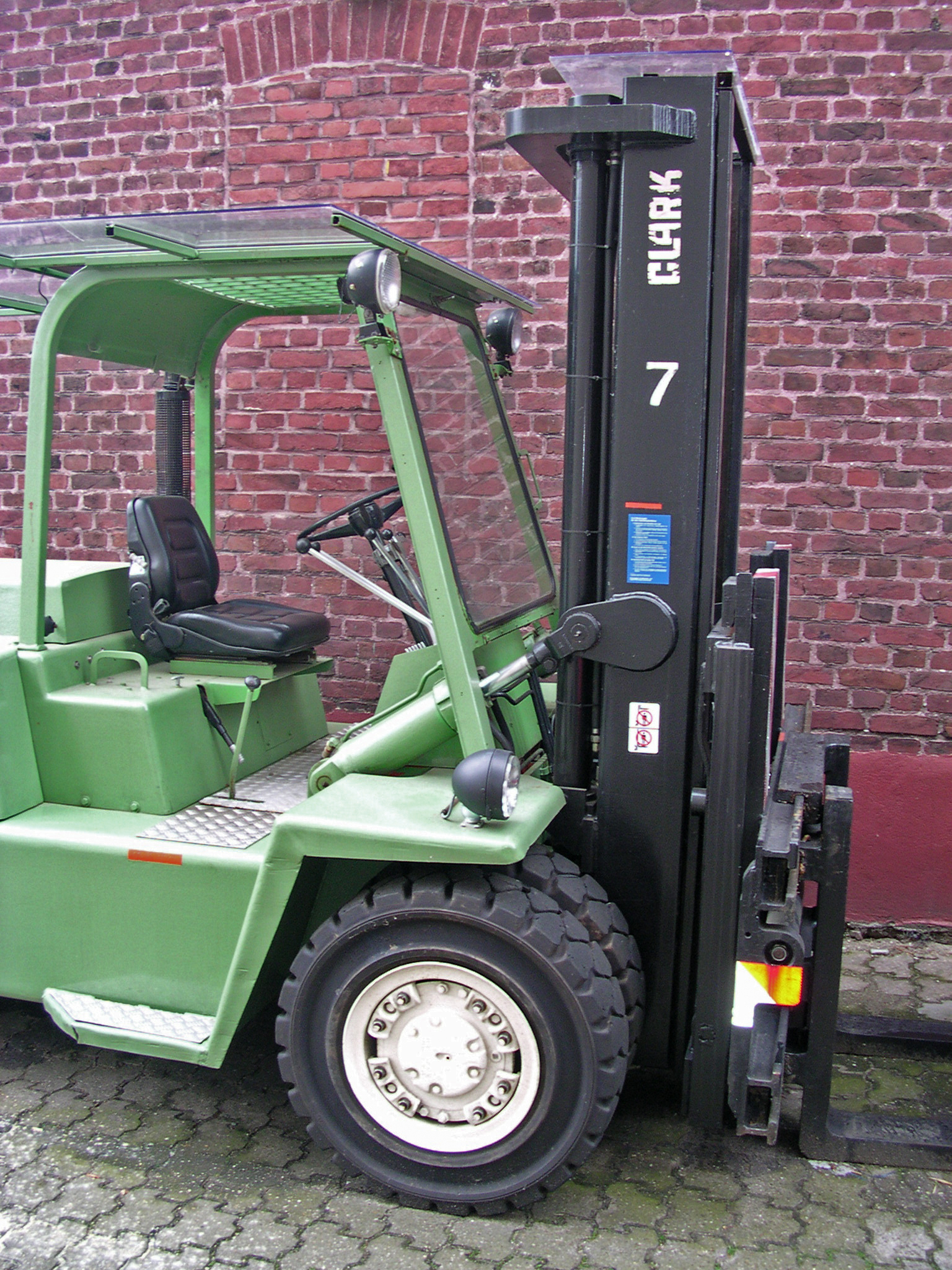 CLARK Material Handling Company