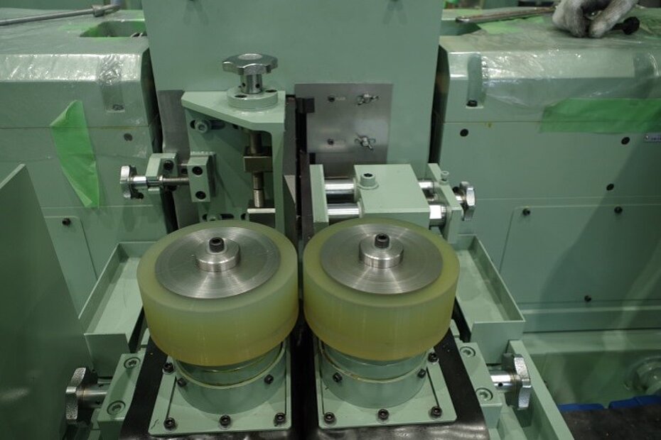 compact grinding machines for magnet applications
