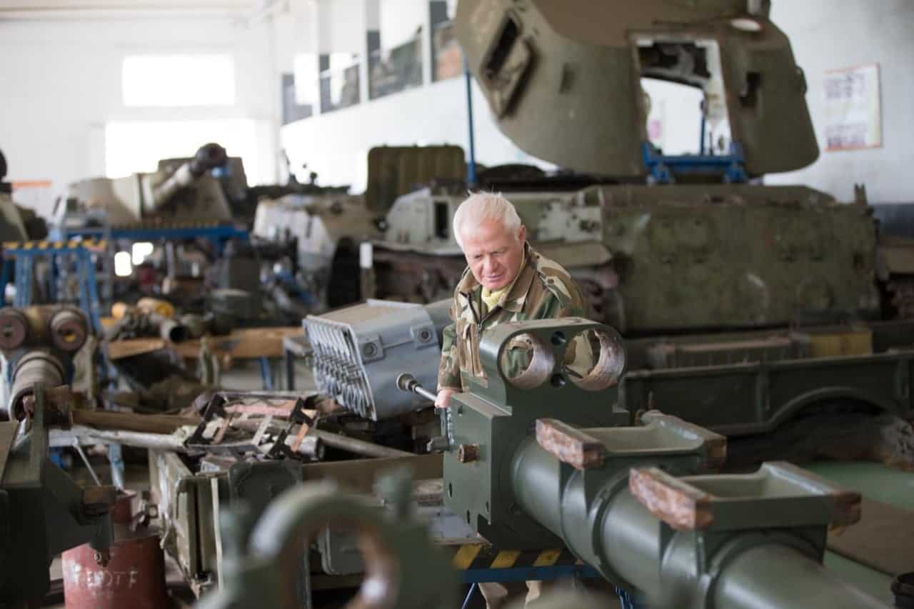 Companies That Contract With The Military industry insight