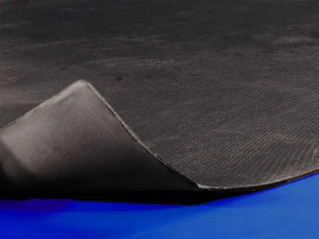 Crosslink foam based on polyethylene and/or EVA