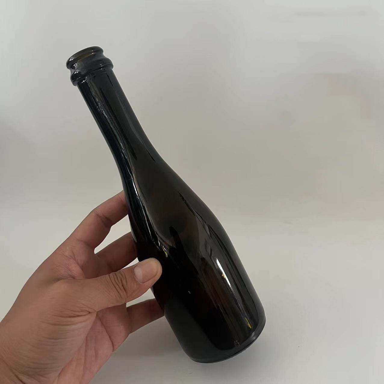 Custom Champagne Bottle Wholesale