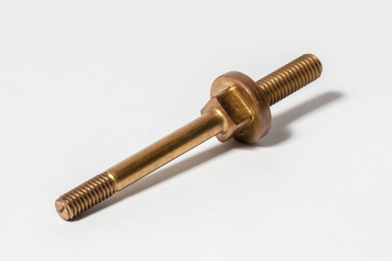 Custom Fasteners Manufacturer