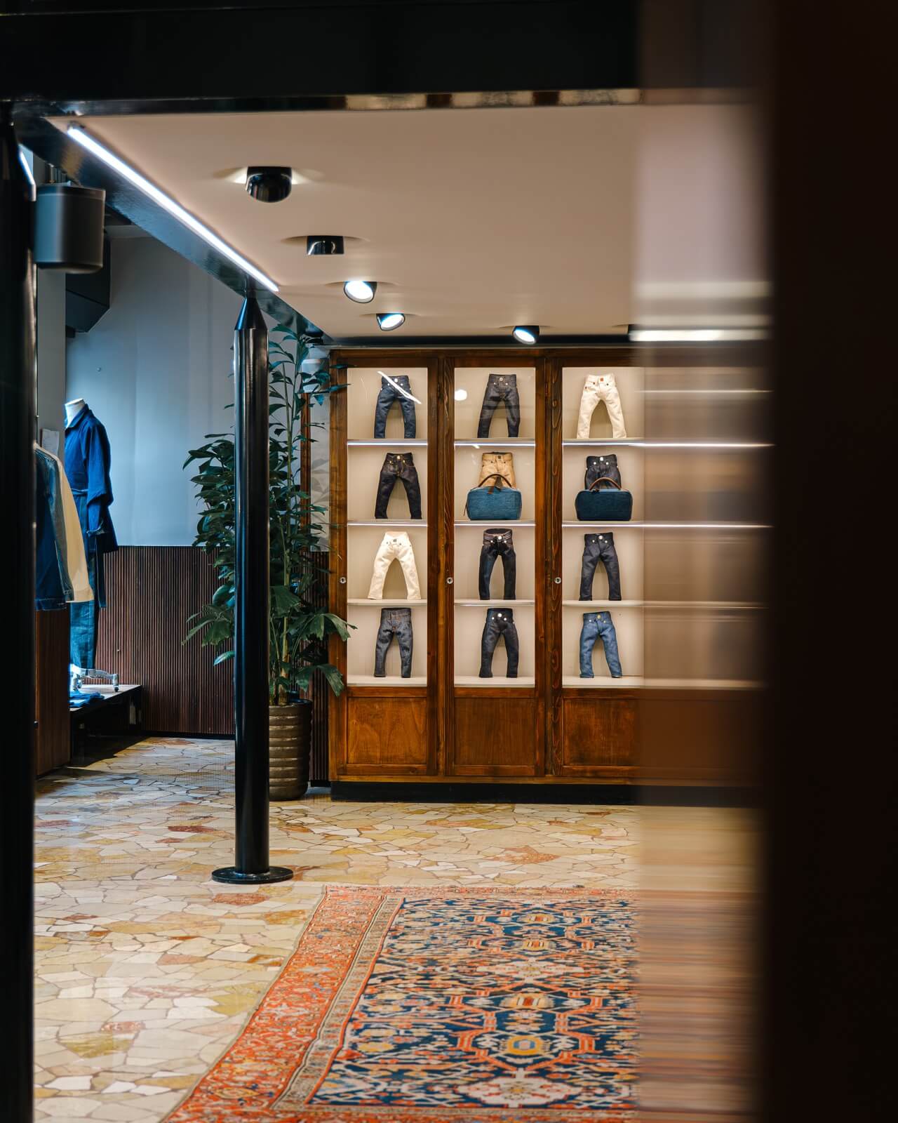 Discover Candiani's jeans