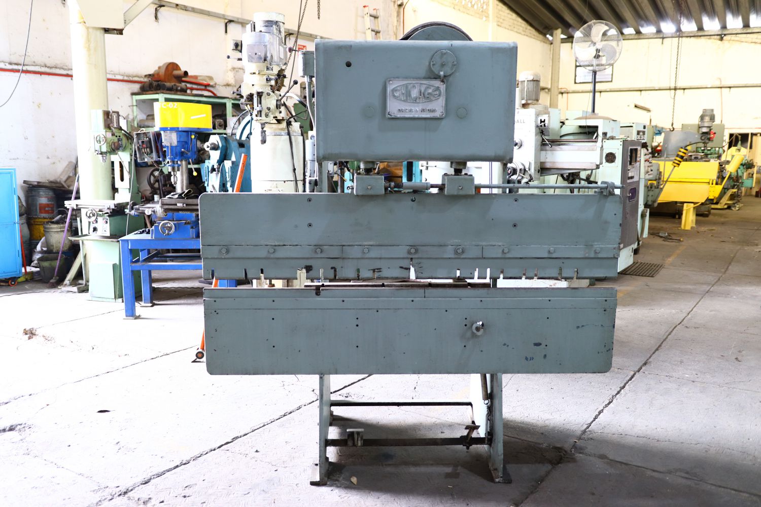 Dobladora de Lámina –15 toneladas