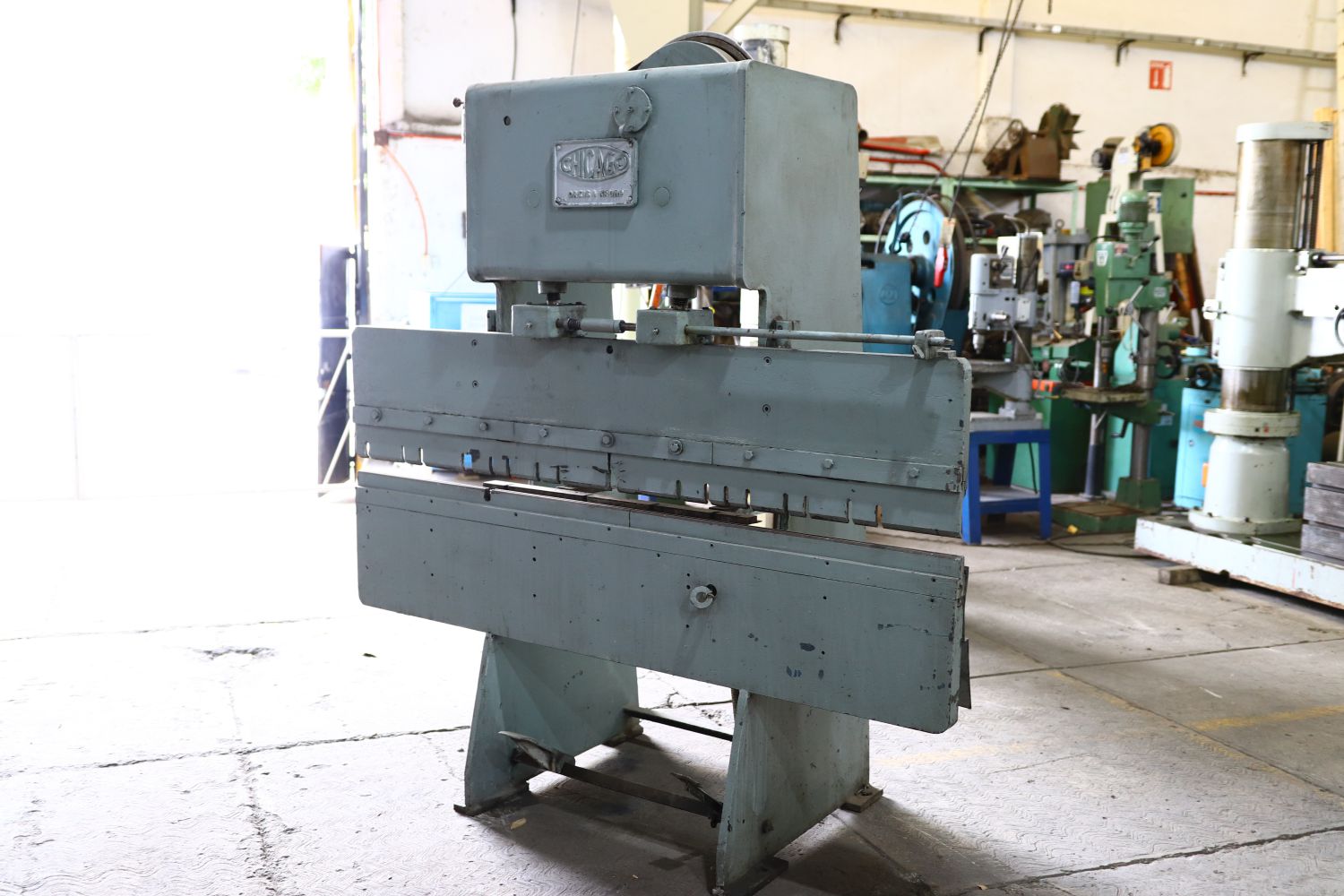 Dobladora de Lámina Chicago 15T 6'