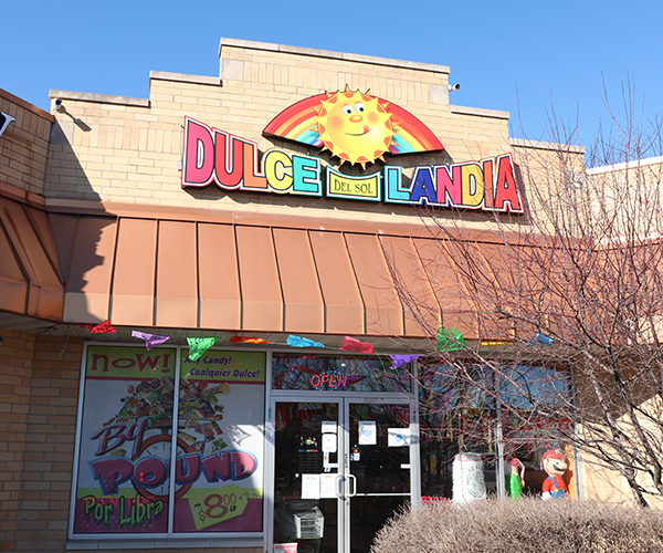 Dulcelandia Candy Stores
