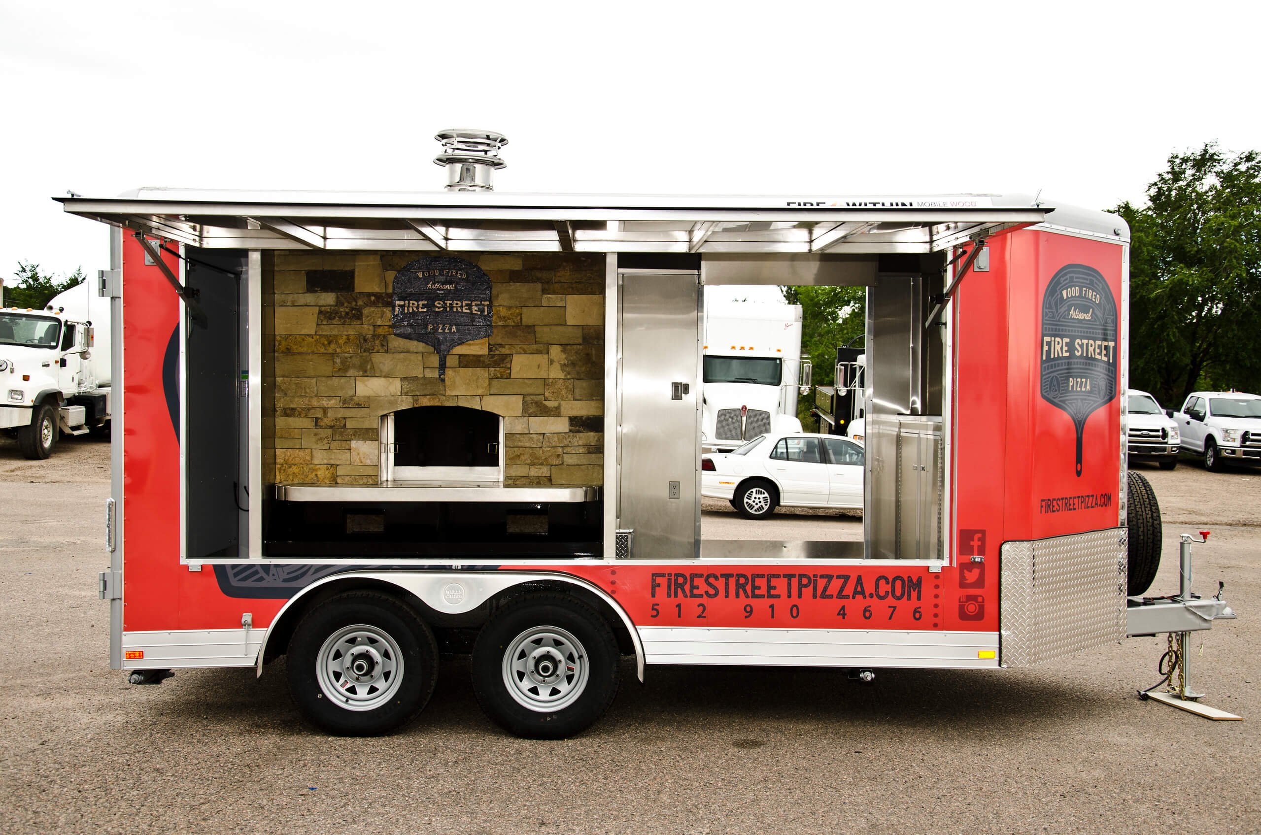 Engineering Excellence in Food Truck & Food Trailer Manufacturing