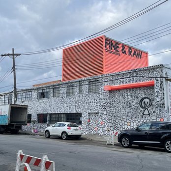 FINE & RAW chocolate makers