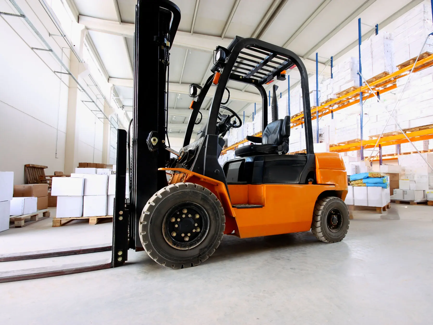 Forklifts & Lift Trucks