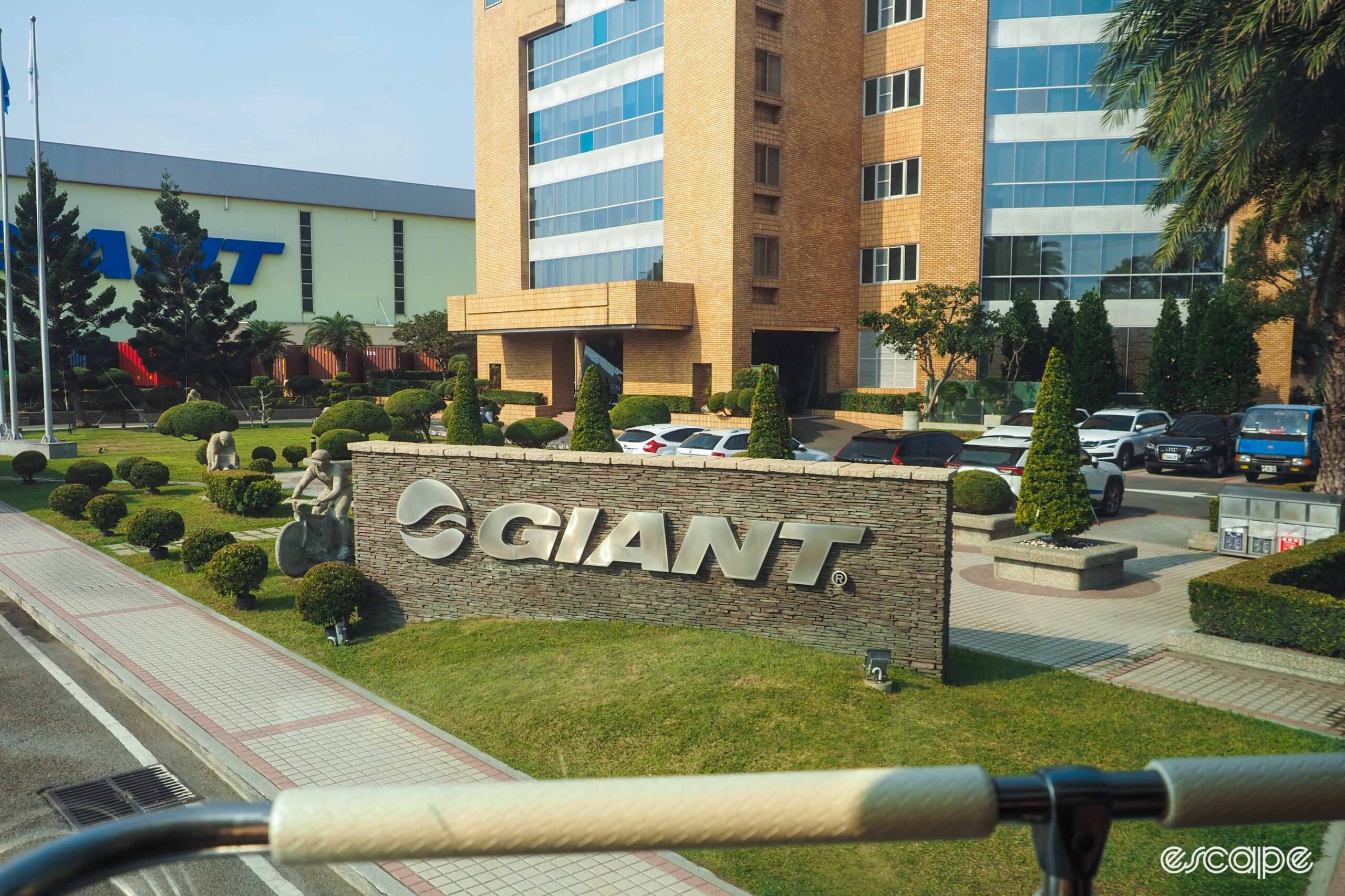 Giant Bicycles, Apparel & Bike Parts