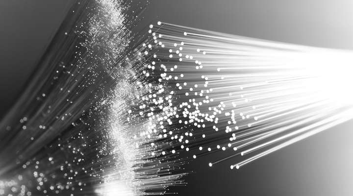 Glass optical fibers: Properties, applications, manufacturing