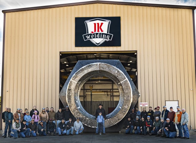 Global Leader in Fastening Technology