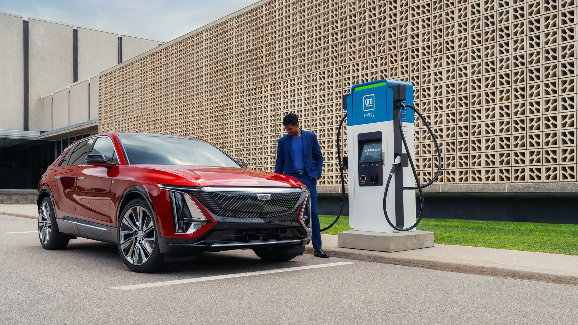 GM Electric Vehicles, Charging & Technology