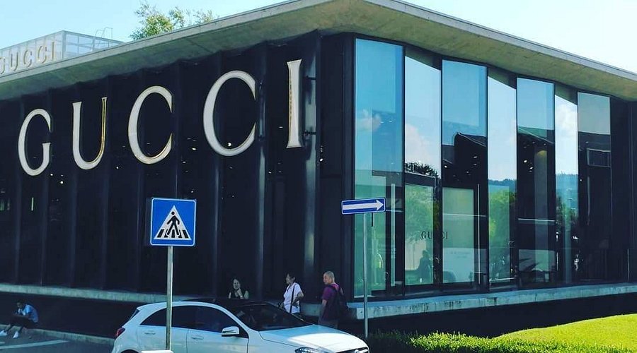 Gucci wholesale