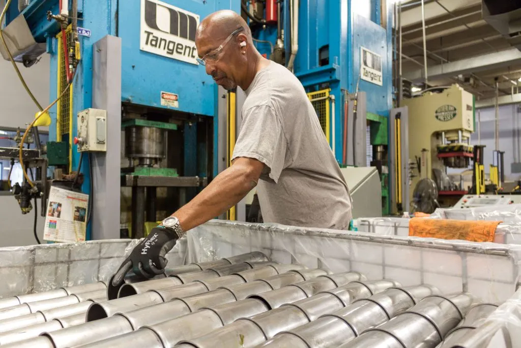 Hardware Wholesale Distributors industry insight