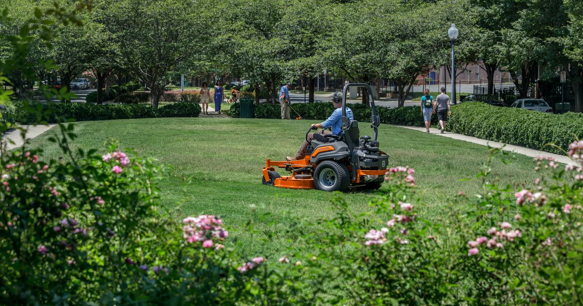 Husqvarna Forest & Garden