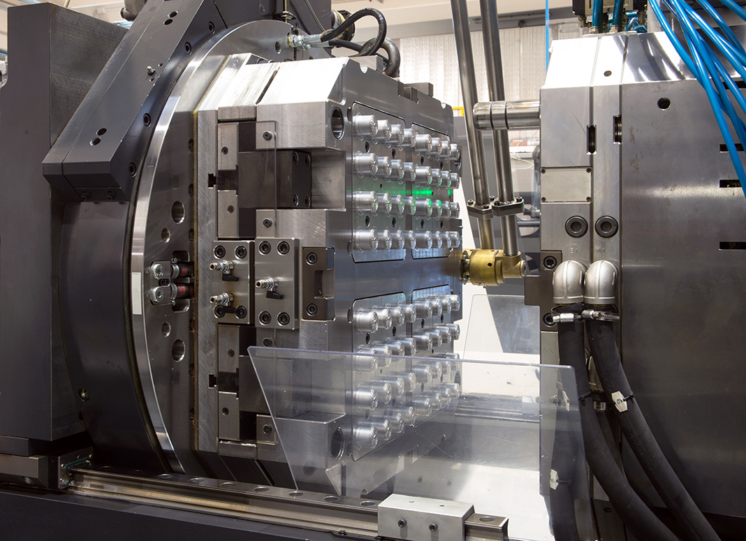 ▷ Injection molding solutions from a single source