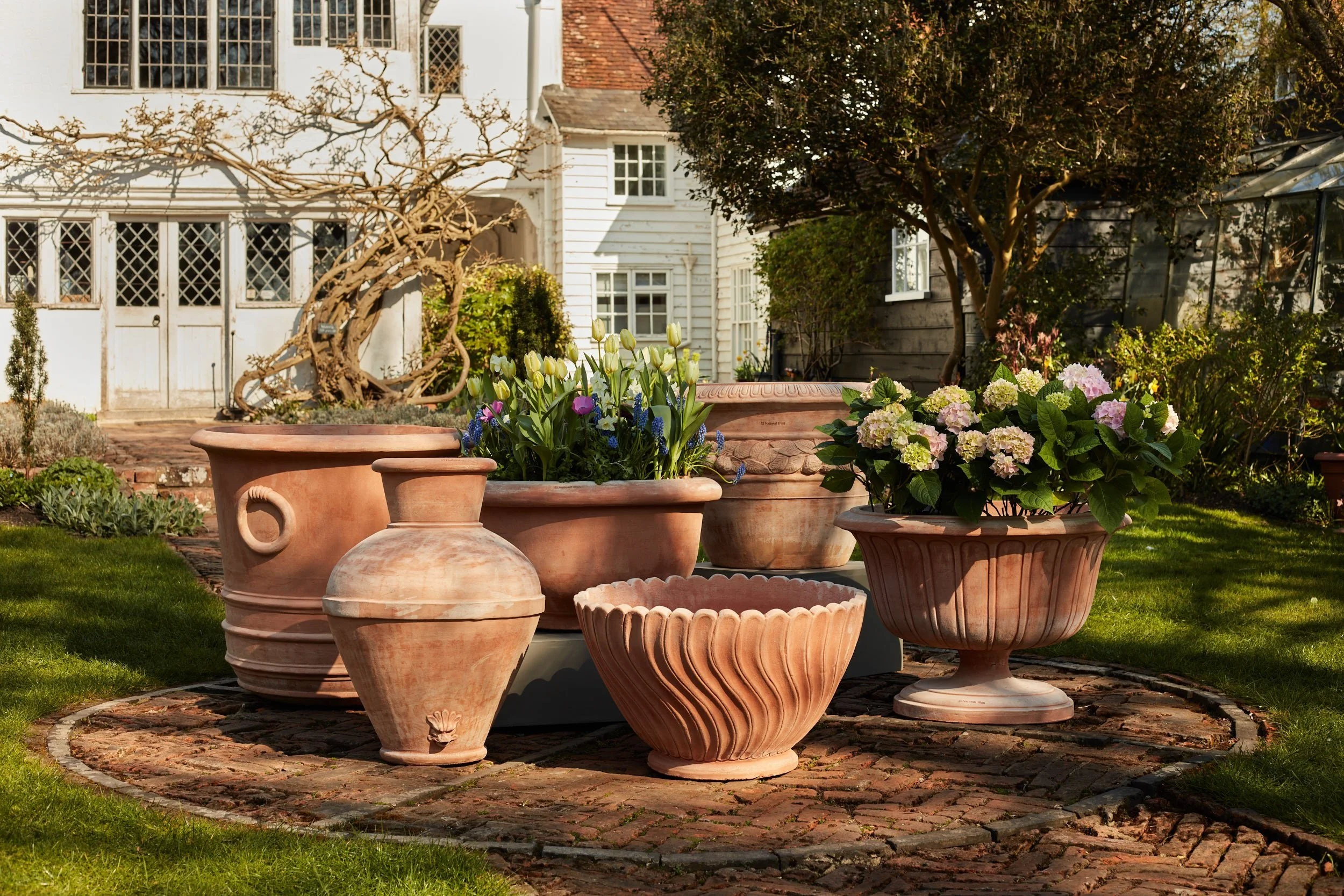 Italian terracotta pots manufacturers wholesale terracotta pots made ...