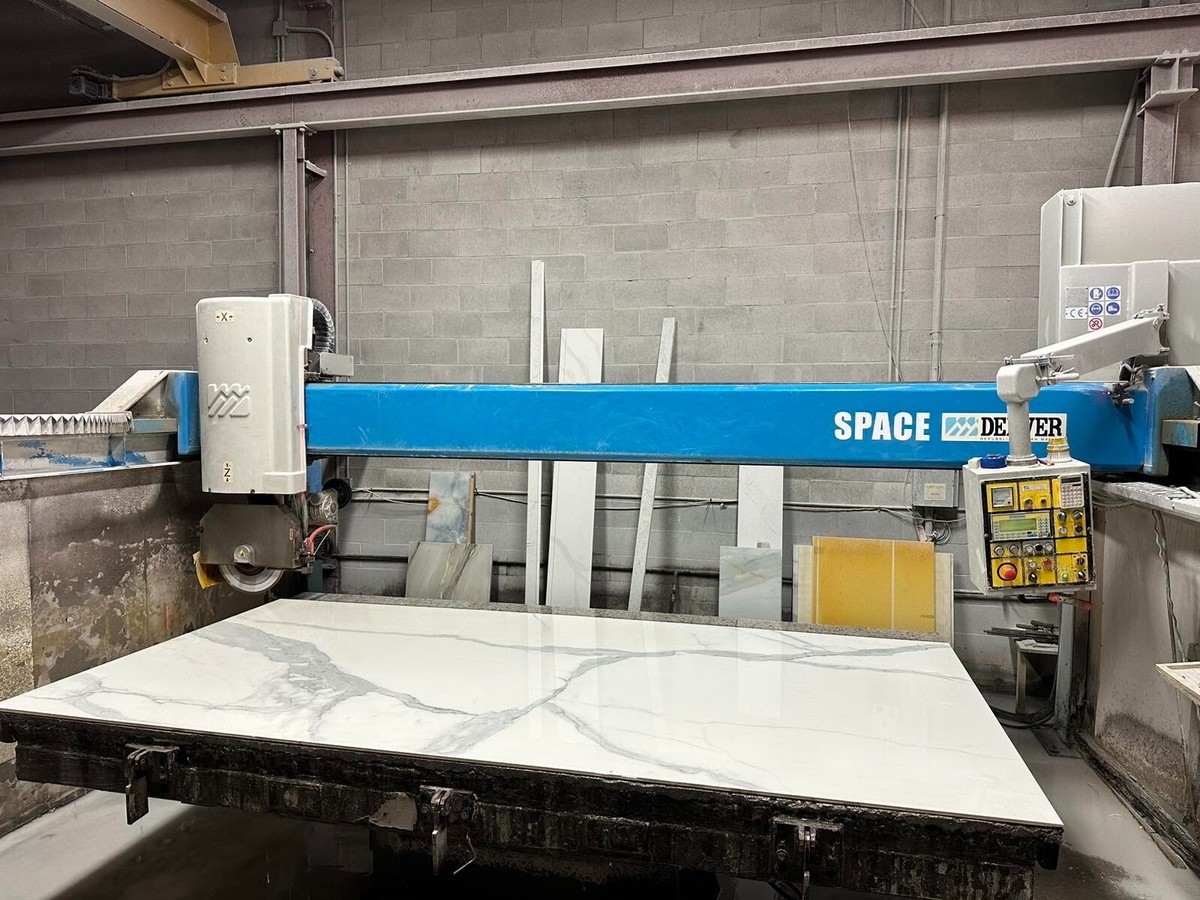 Large Stone Fabrication Equipment: Bridge Saws ...