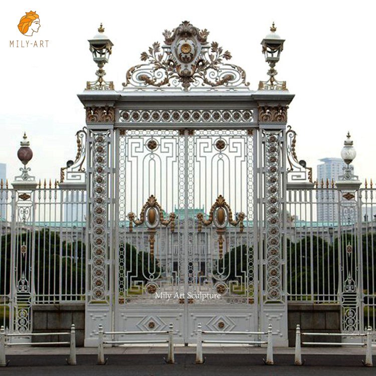 Leading Manufacturer of Luxury Iron Gate