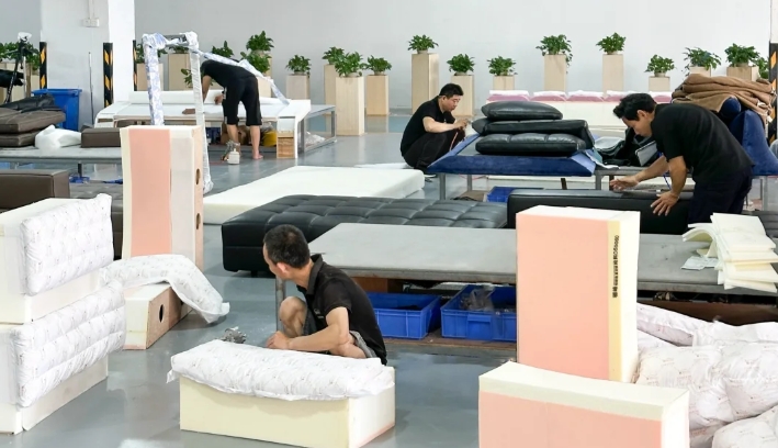 Leather Sofa Outlet industry insight