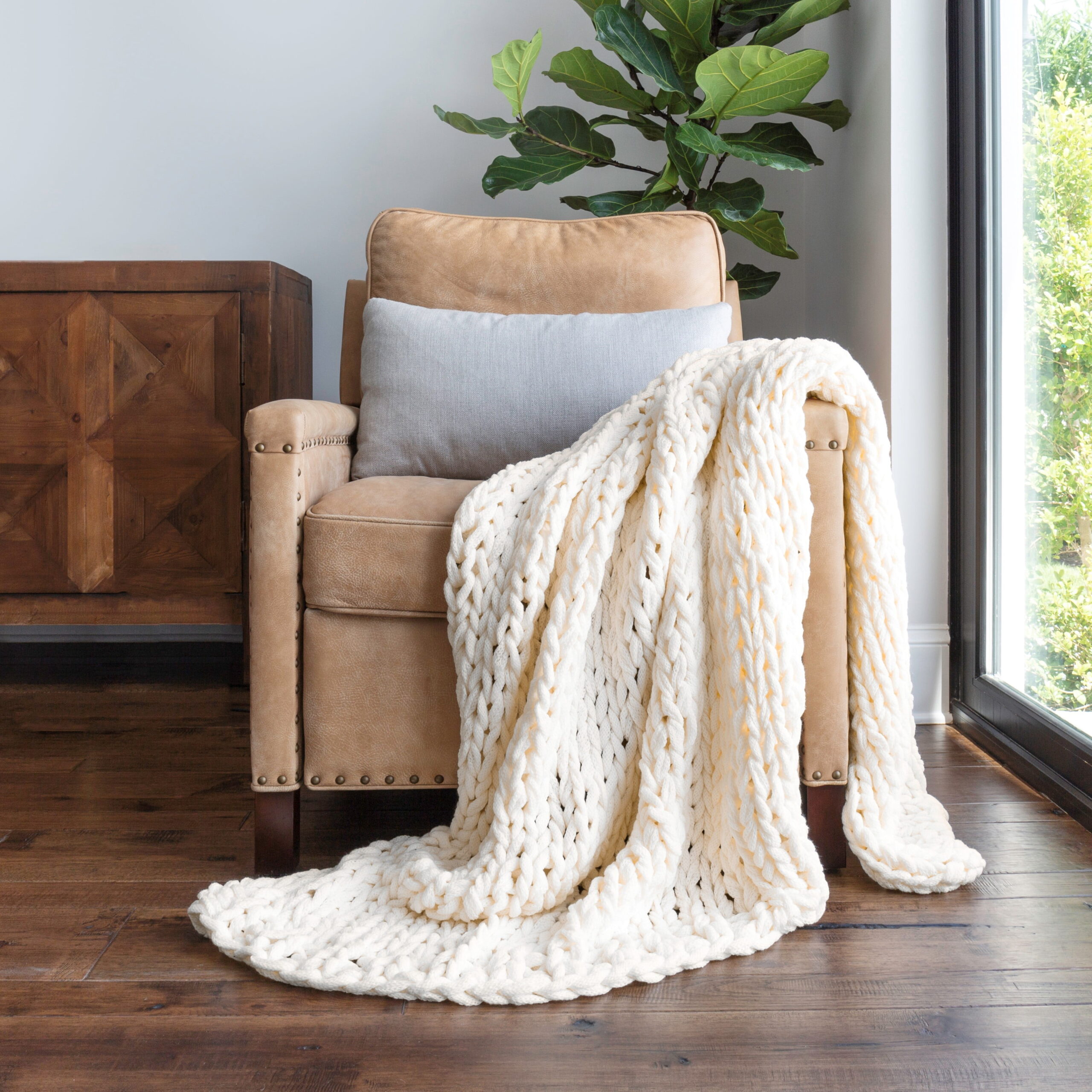 Luxury Throw Blankets