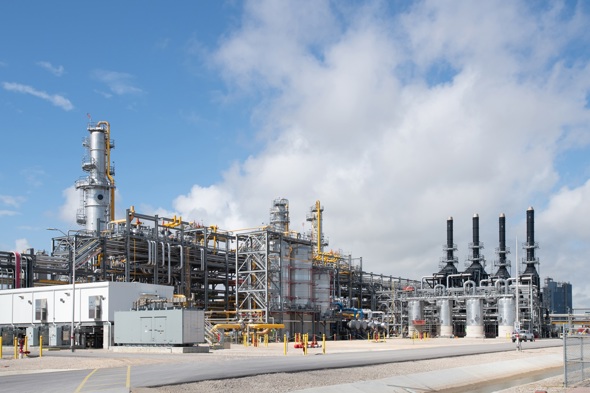 LyondellBasell (LYB)