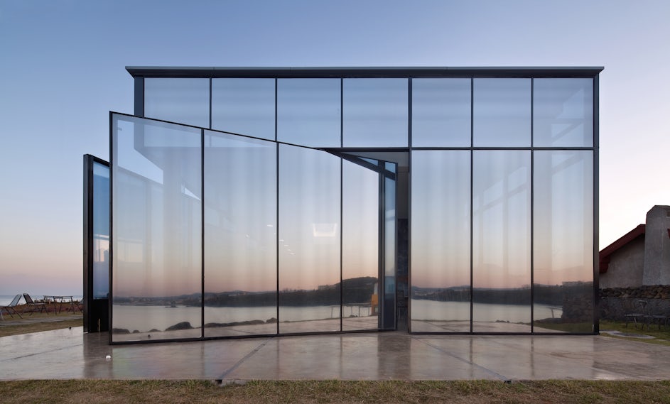 Mirrored glass