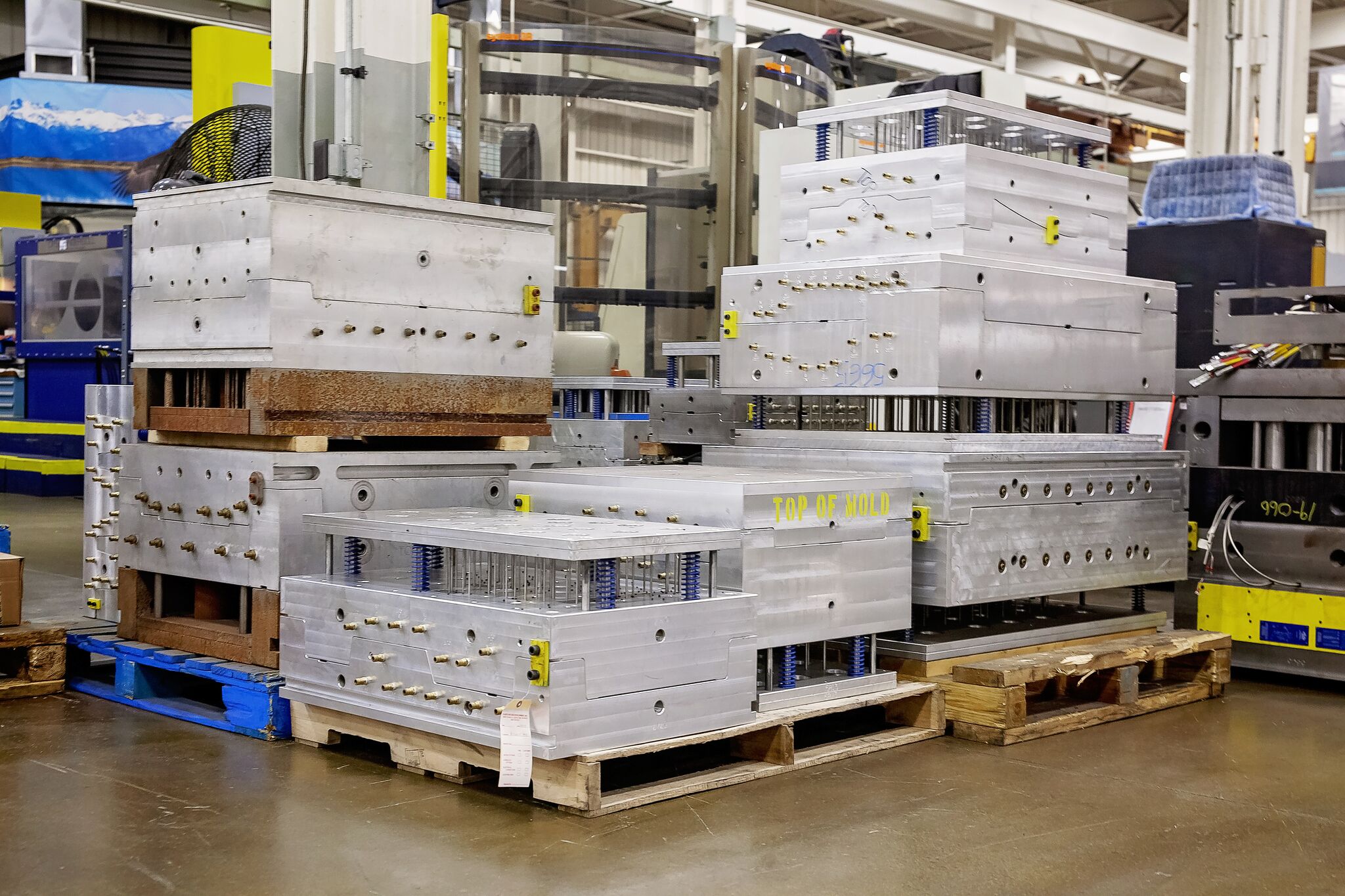 Molds industry insight